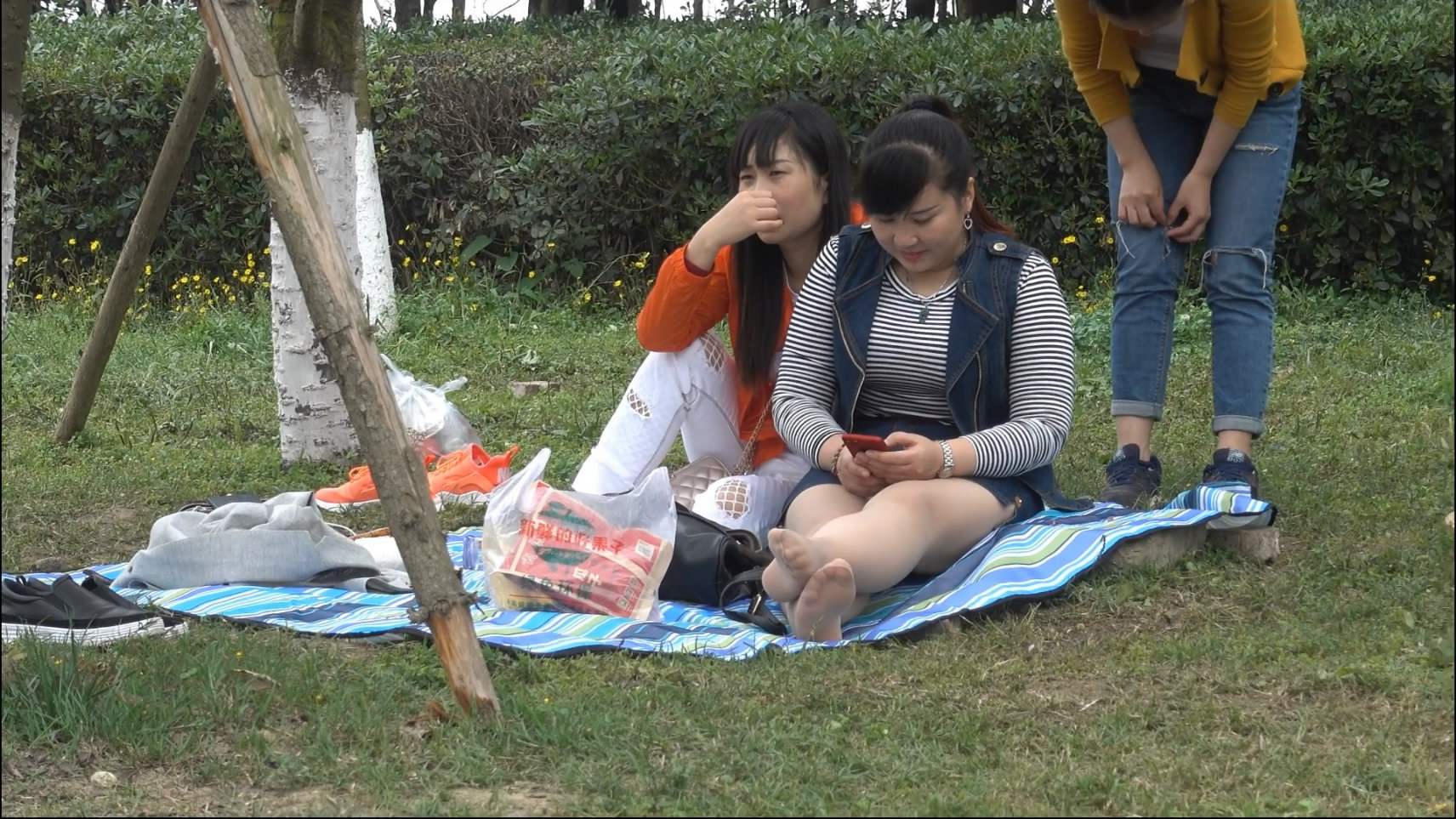 streetsnapnylon[00 01 05][20181205 224657 7]